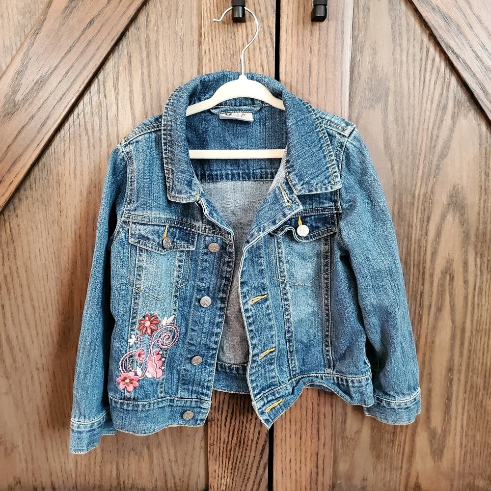 LAST CHANCE Hanna Andersson Denim Jacket - Picture 1 of 3